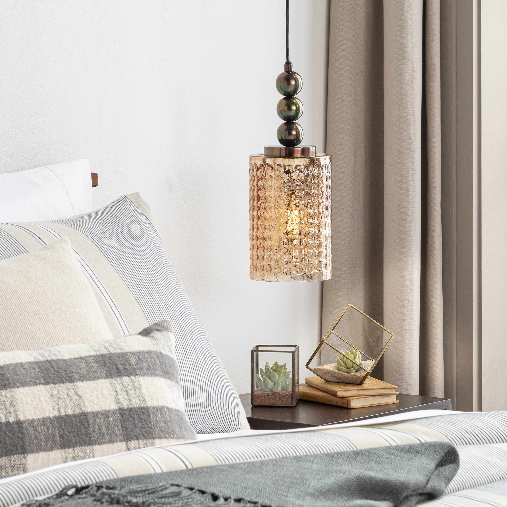 Guinacotan Ceiling Lighting - Clearance-1